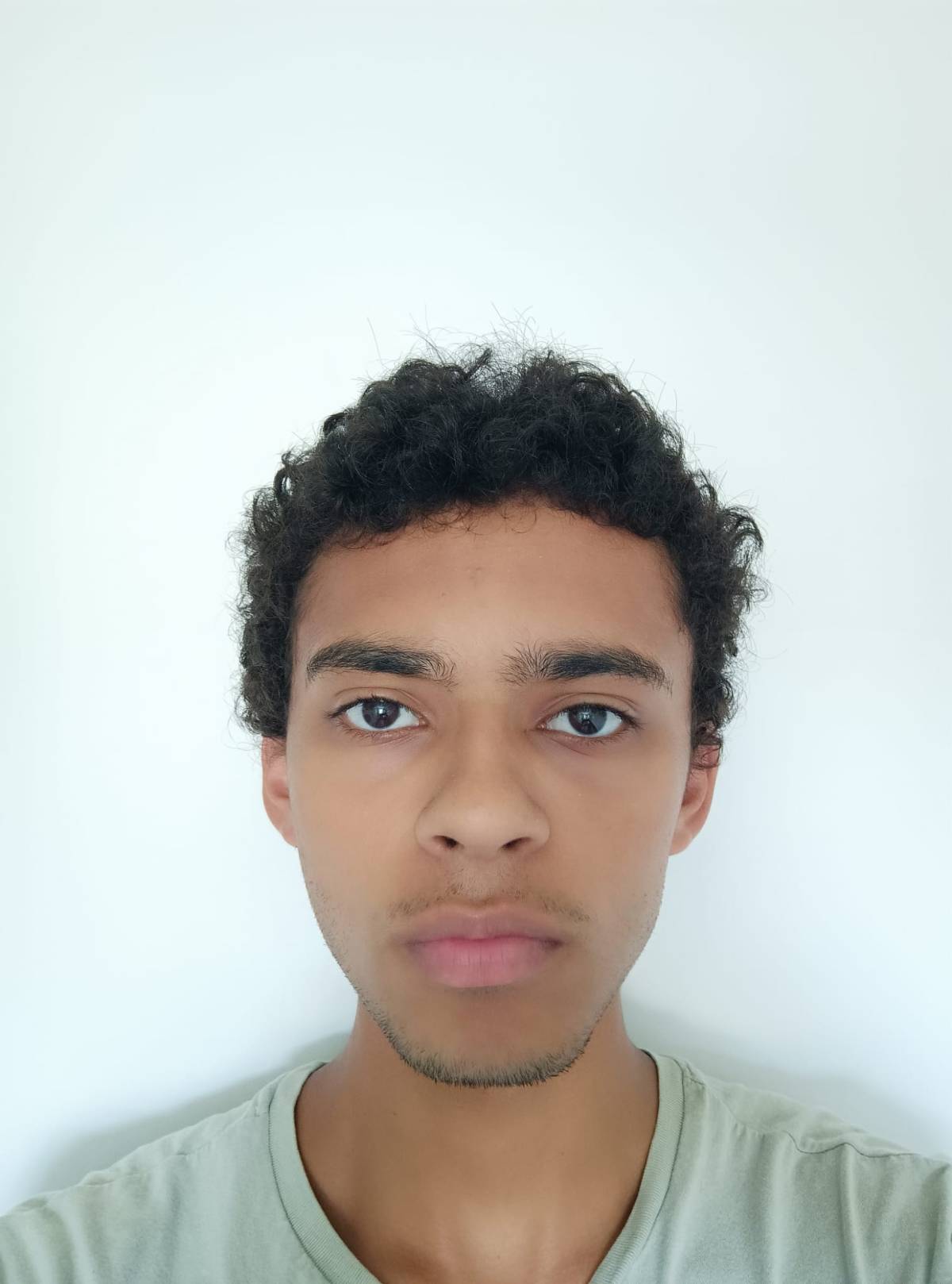 Henrique - Vila Franca de Xira - Haushalt organisieren