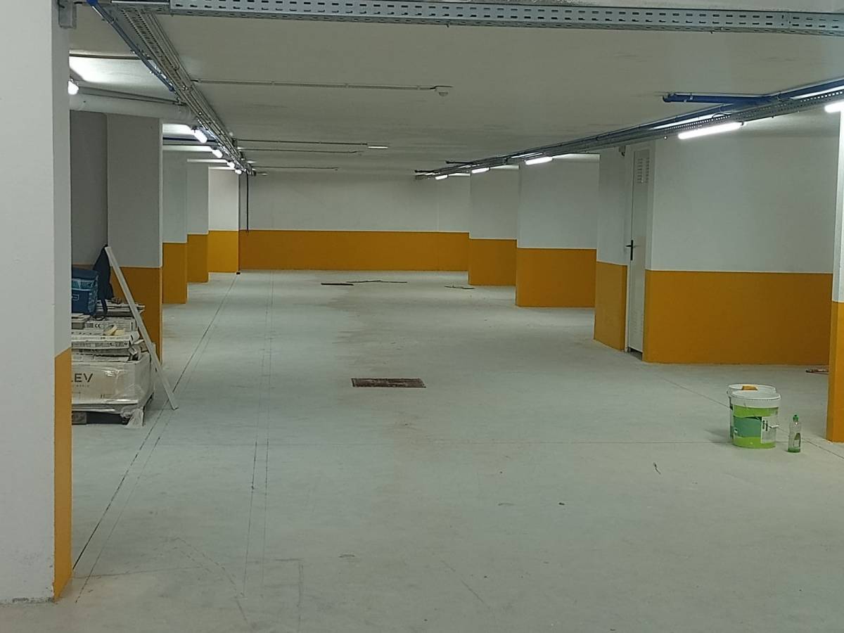 Jorge Carvalho - Chaves - Stucco Application
