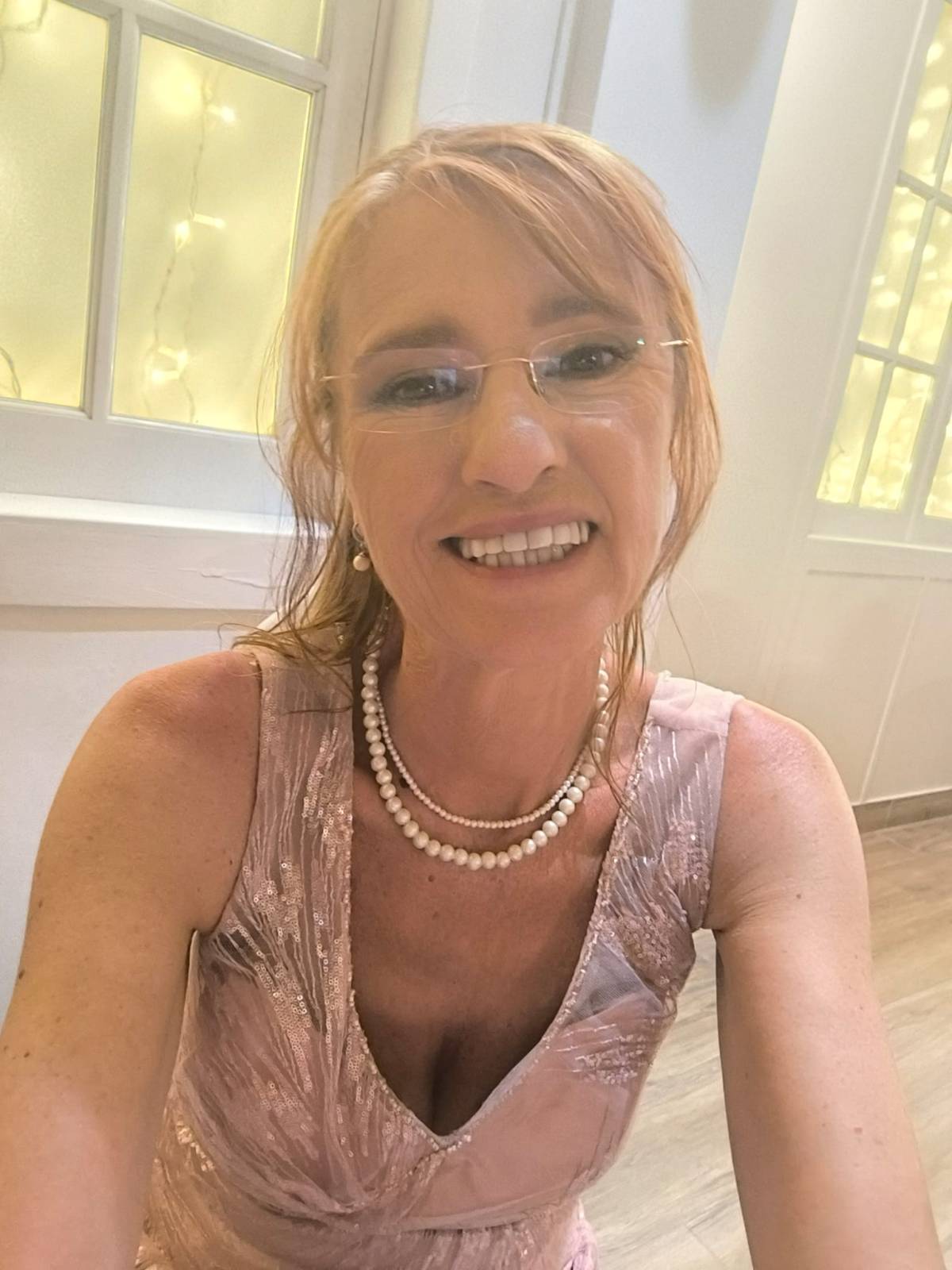 Laura Correia - Seixal - Wedding Officiant