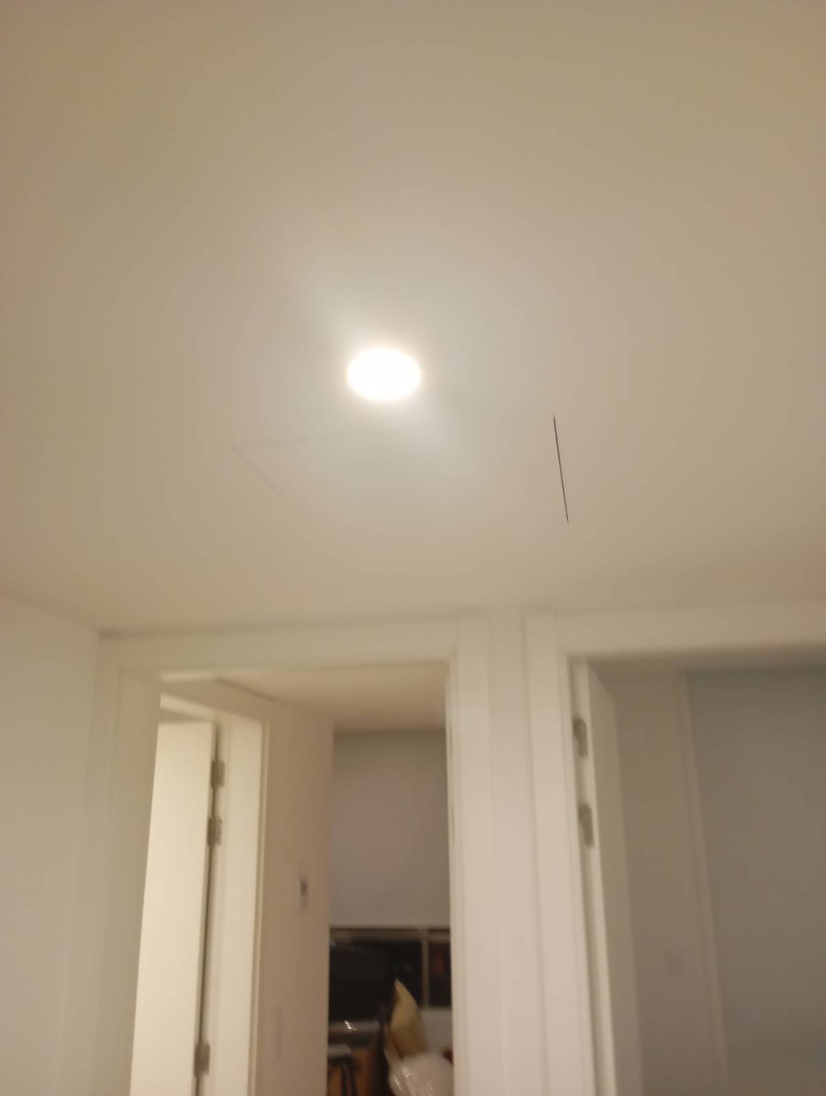 H.J pintura e elétrica - Torres Vedras - Reparatur von Lichtschaltern und Steckdosen