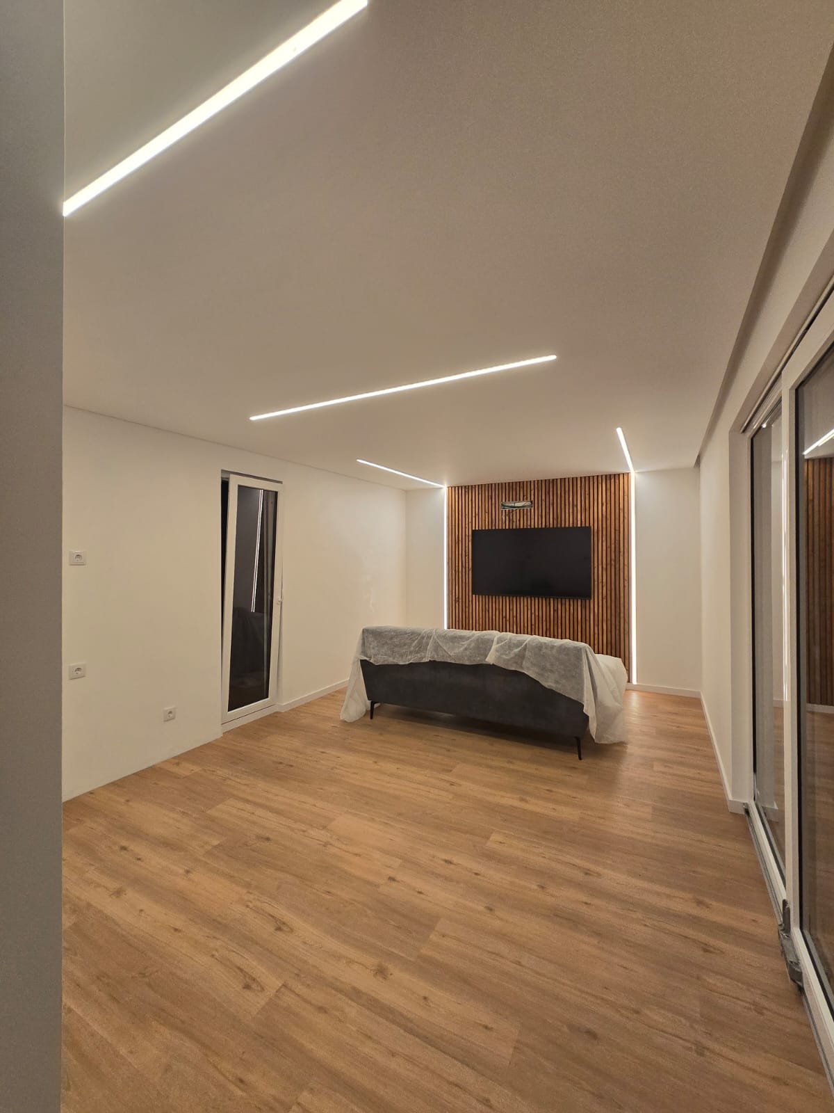 Revazi lamazoshvili - Cadaval - Remodelação de Armários