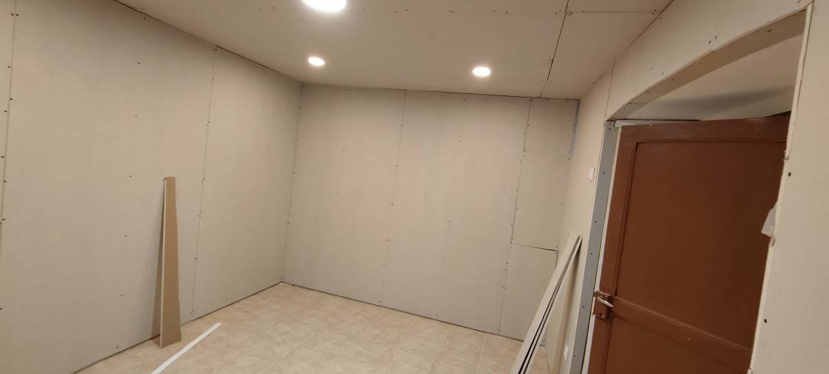 Geilson Pereira do Nascimento - Estremoz - Drywall Repair and Texturing