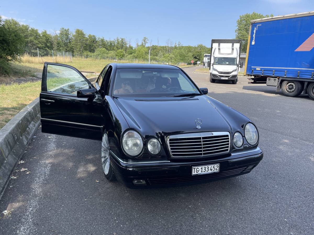Chauffeure - Moimenta da Beira - Courier Services and Deliveries
