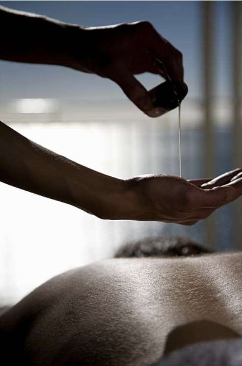 Massagista e Terapeuta Marciele - Albufeira - Massagens