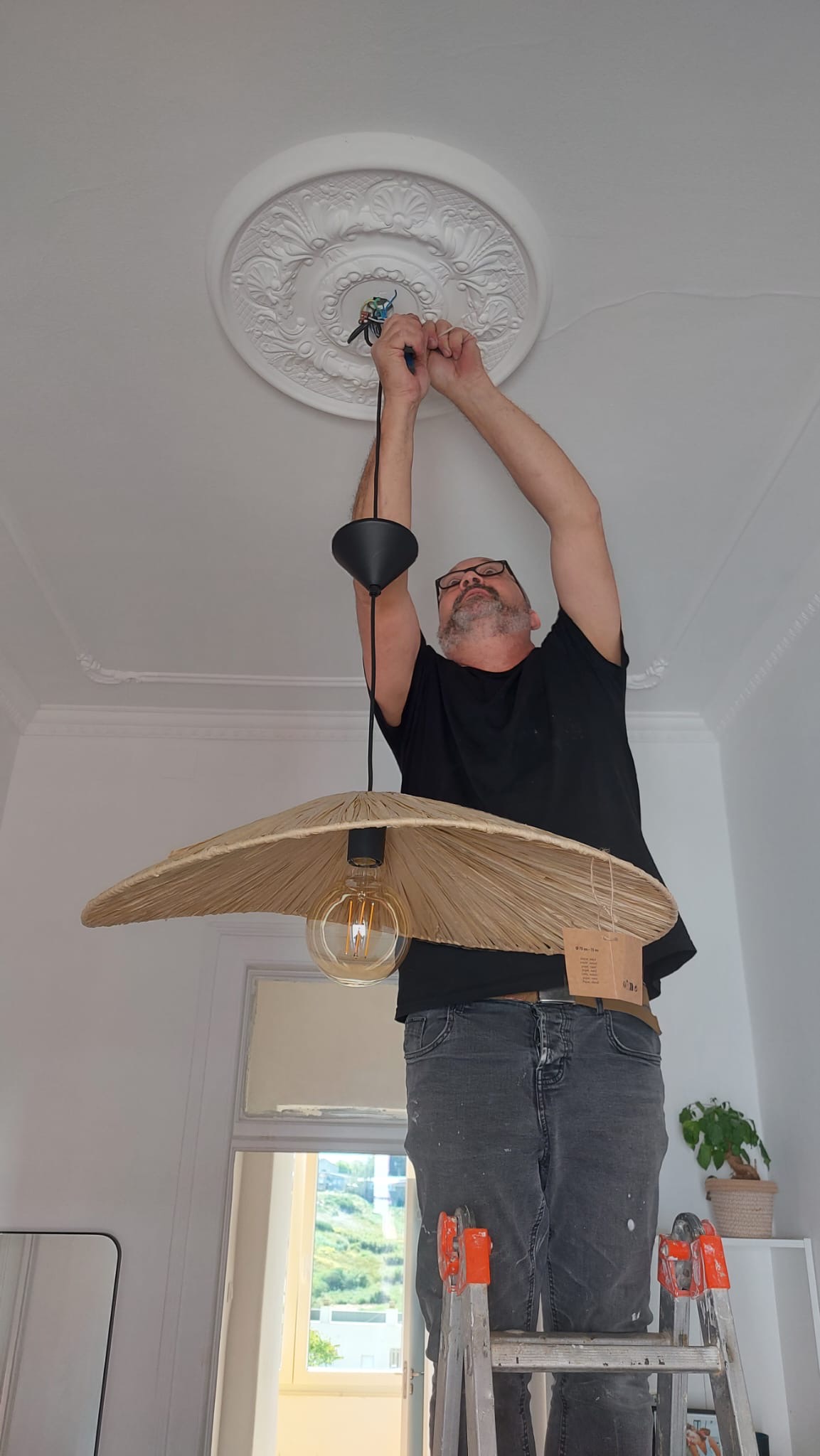 Ivan dresler eletricista - Lisboa - Fan Installation