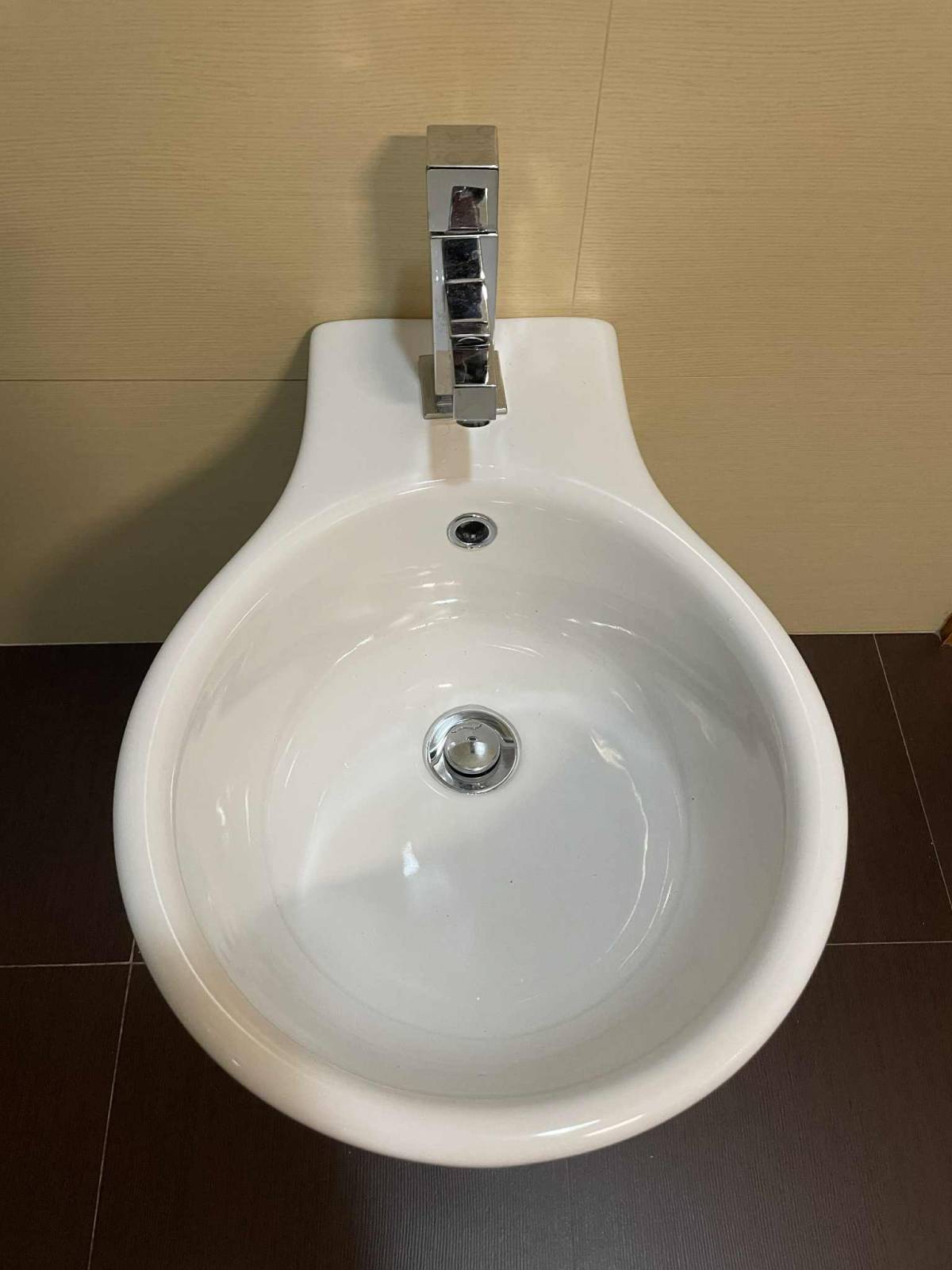 Handwerker für Waschbecken