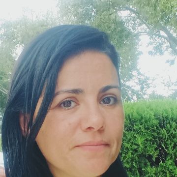 Claudia - Cascais - Babysitting