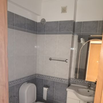 R.M. SIMÕES - Almada - Construção de Parede Interior