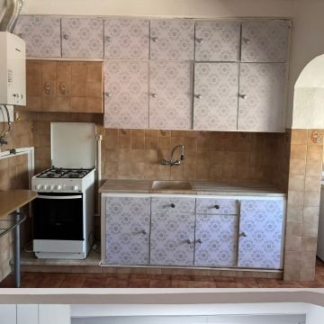 W.O Walkover - Almada - Interior Wall Addition