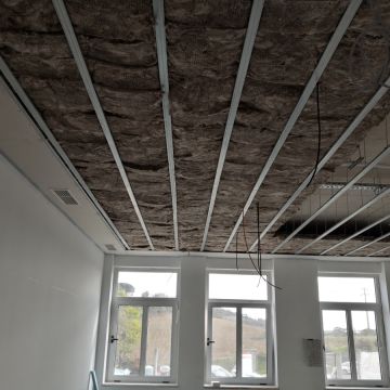 R.M. SIMÕES - Almada - Revestimento de Casa de Banho