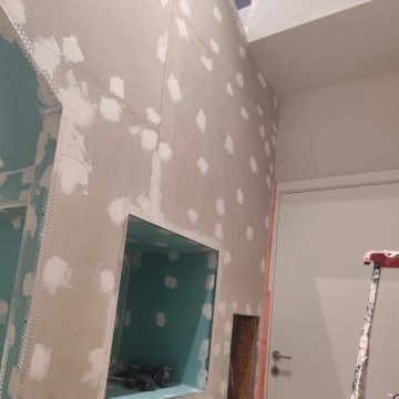 Artur - Sesimbra - Stone or Tile Flooring Installation