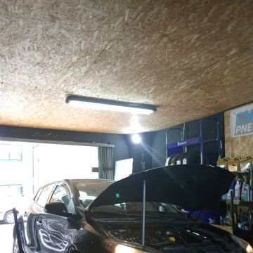 CMpneus - Vila Nova de Gaia - Reparación de coches