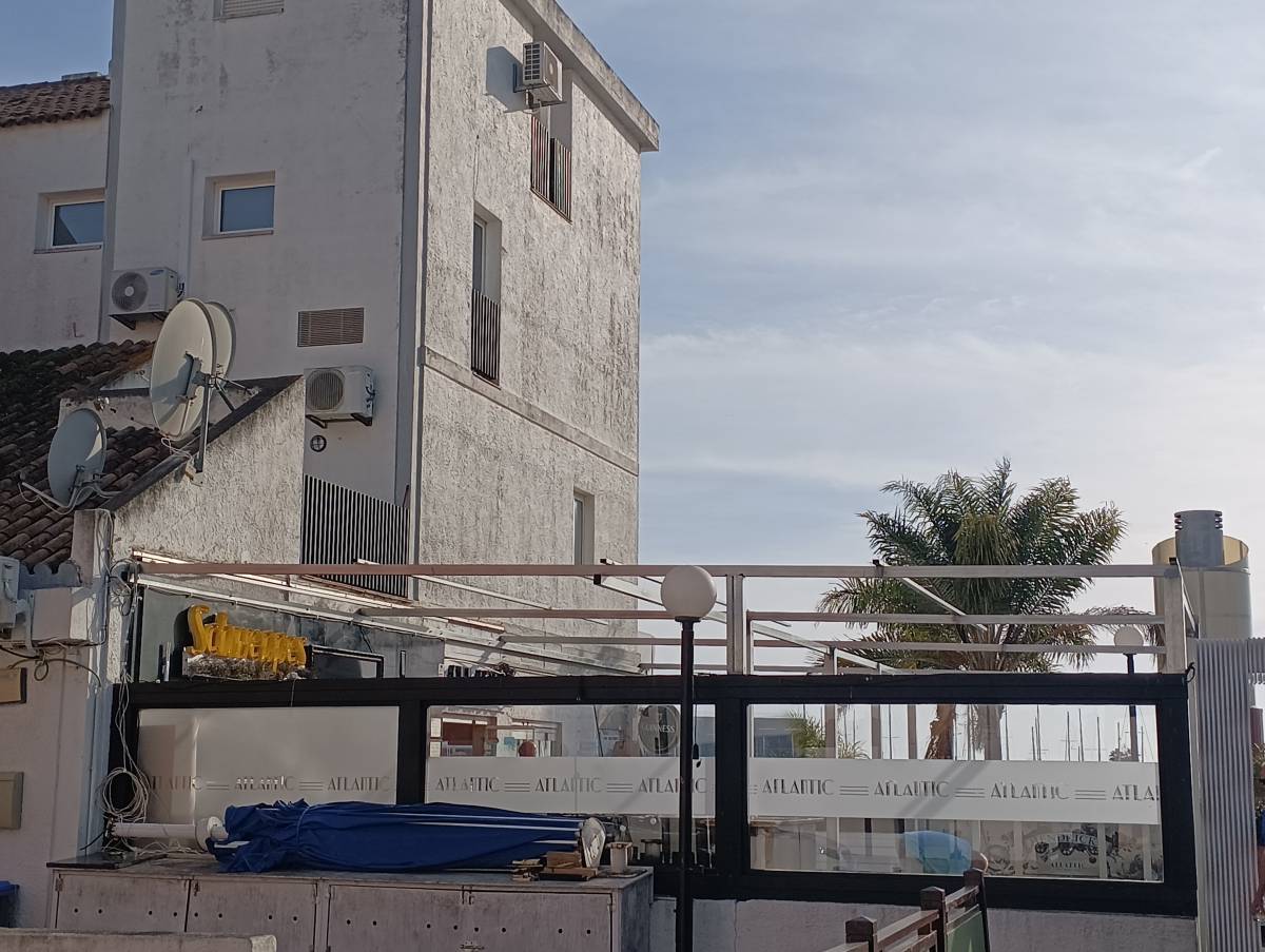 Dr Auto & Casa - Faro - Exterior Painting