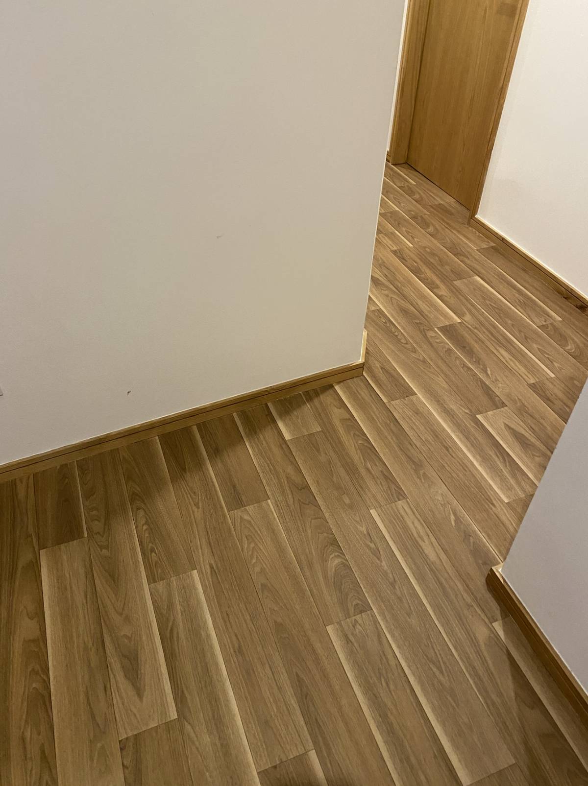 Optimax Solutions - Porto - Instalação de Alcatifa