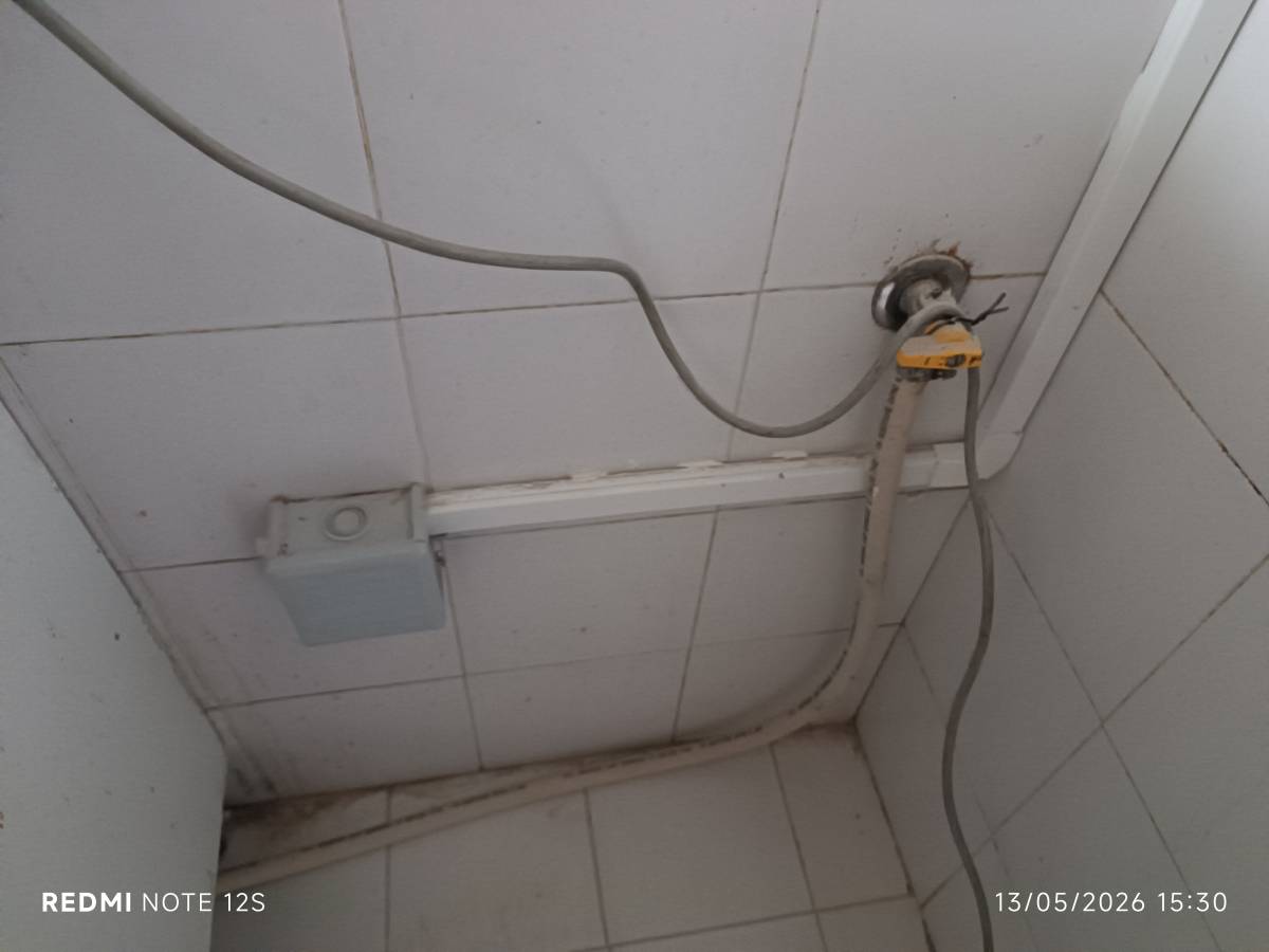 SF REPAROS E INSTALACOES - Loures - Instalación o reemplazo de persianas