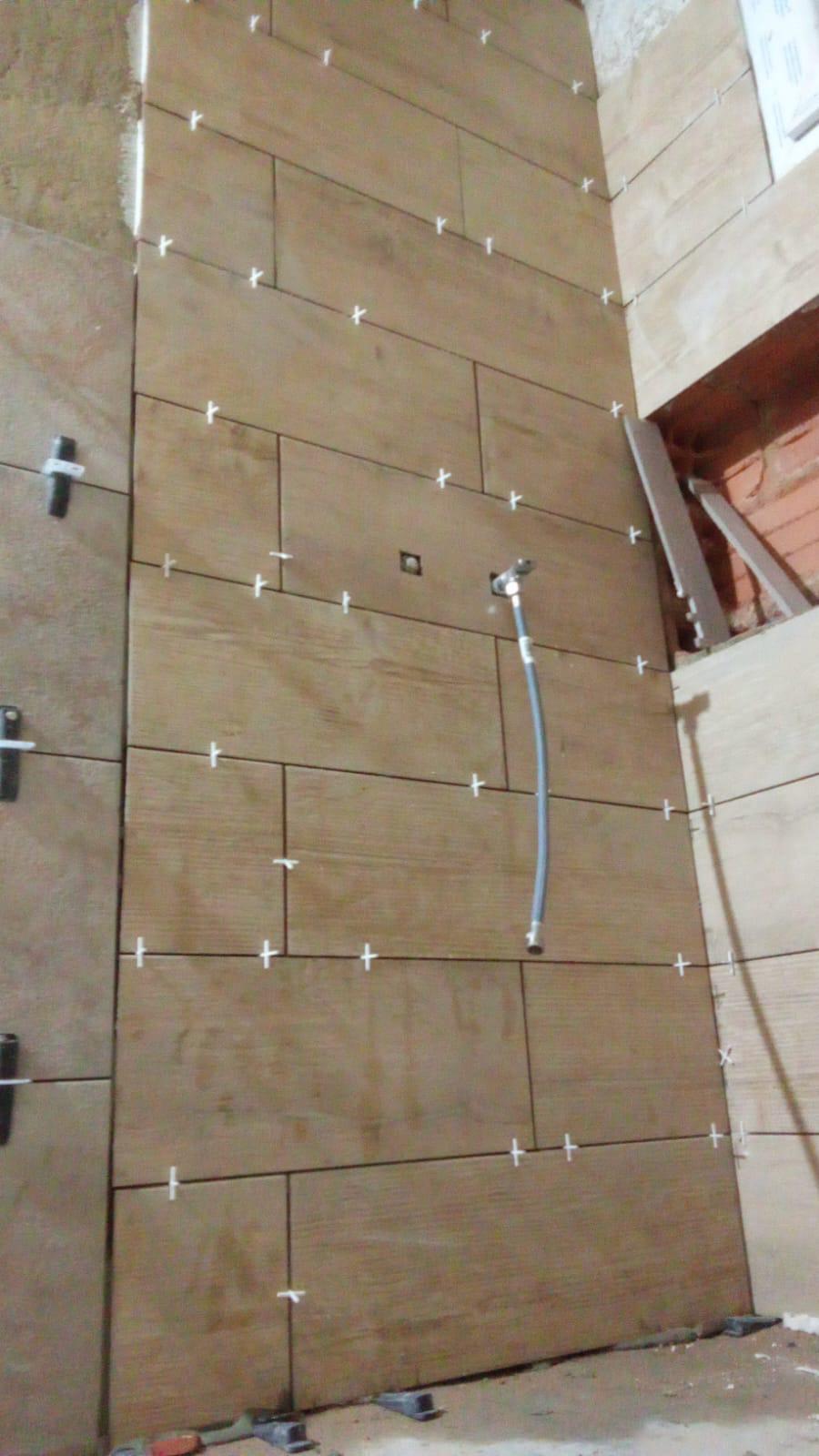 Disk Trasporte Rápido - Lisboa - Kitchen Tiling