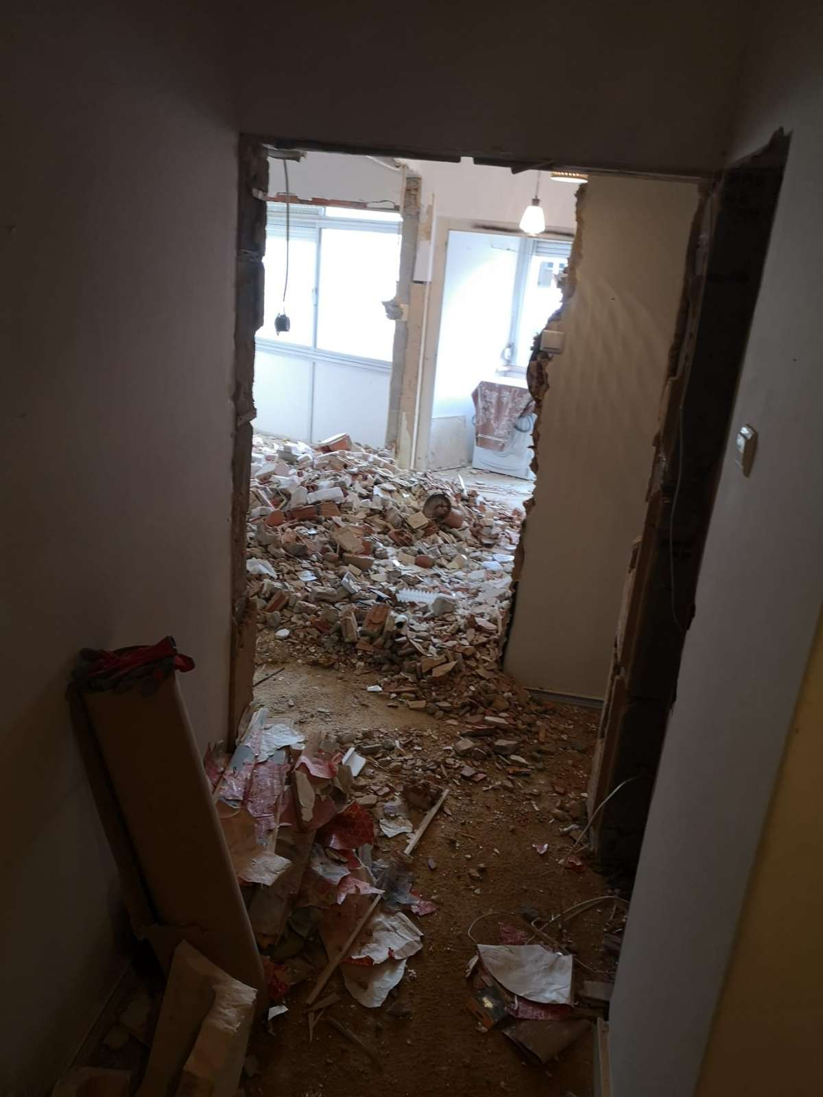 Hutson João Nhama - Sintra - Drywall Repair and Texturing