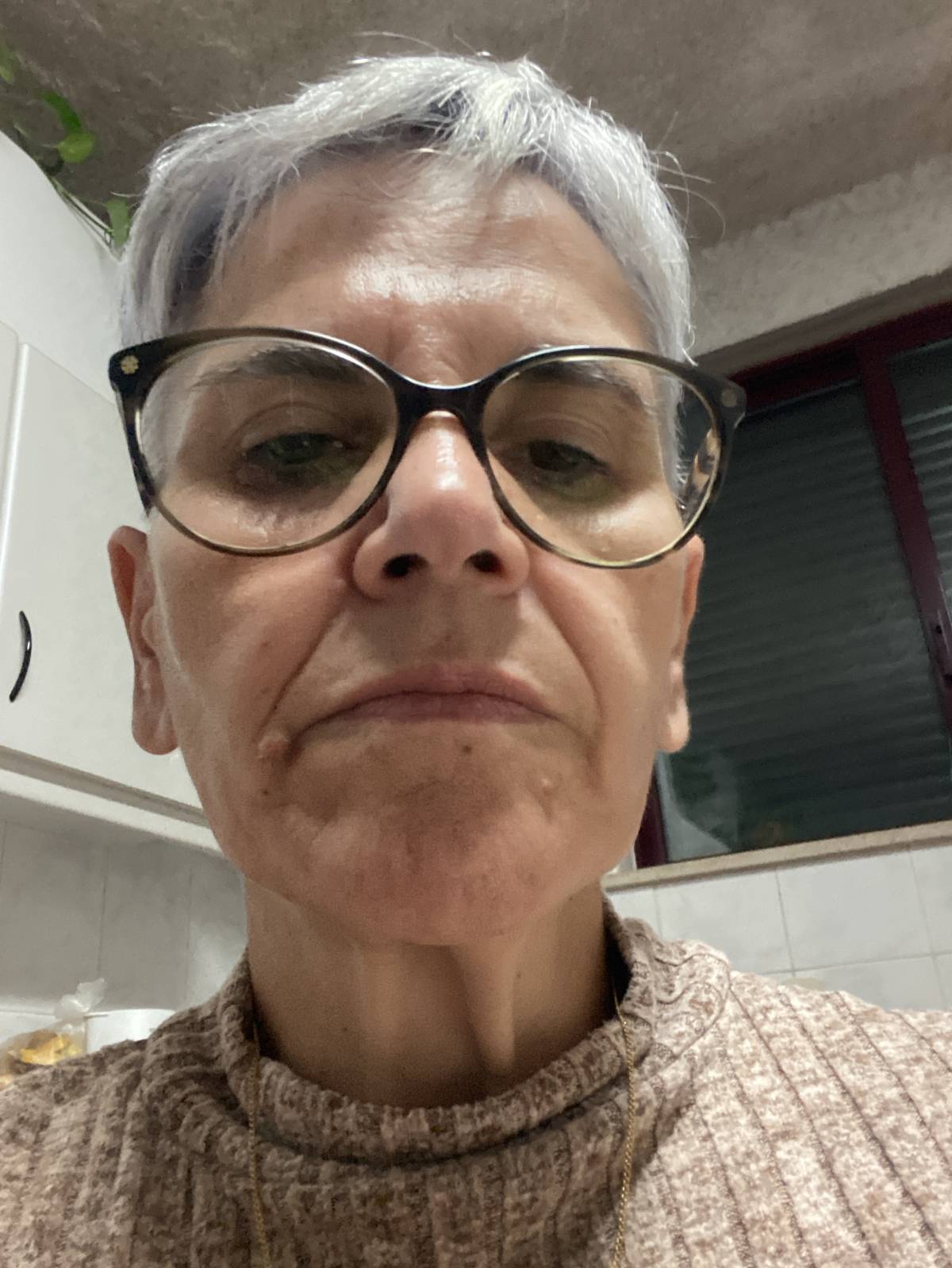 Limpeza em casa particulares e também passar a ferro - Viseu - Limpeza a Fundo