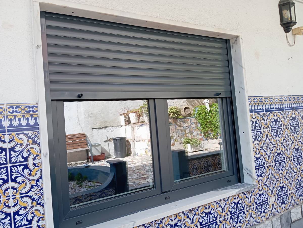 DF Serviços - Peniche - Remodelação de Sótão