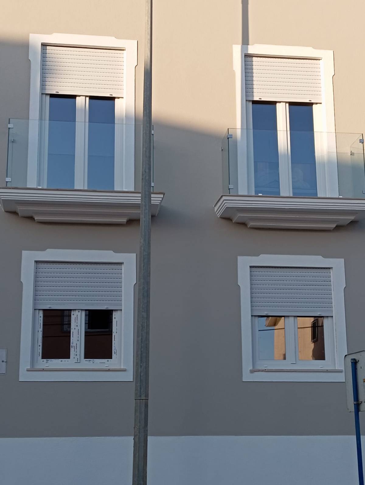DF Serviços - Peniche - Instalação / Substituição de Cortinados
