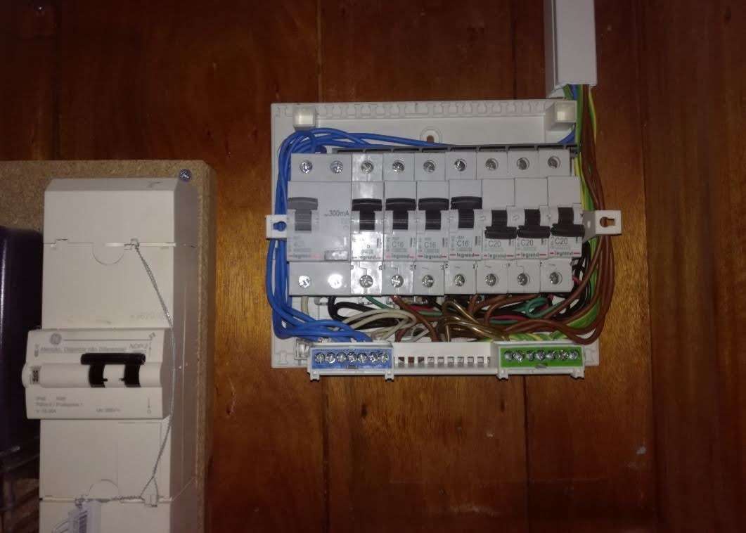 Marcio Silva - Amadora - Switch and Outlet Installation