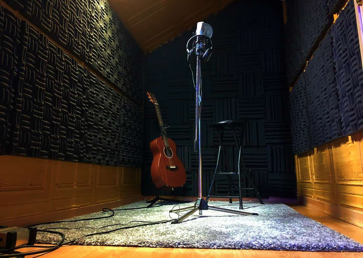 Tó Martins/ Estudios Soundled - Sintra - Gravação de Áudio