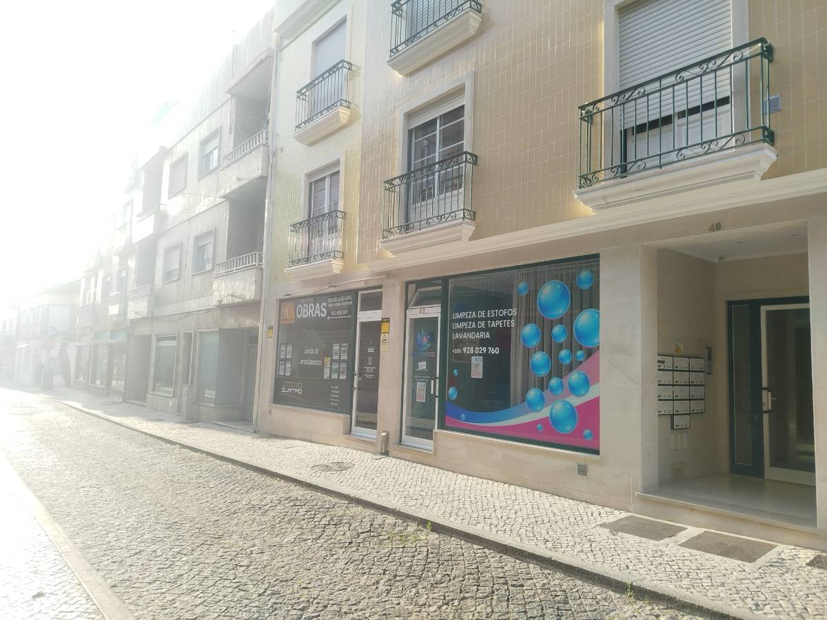 Eva Gomes - Bombarral - Limpeza de Garagem