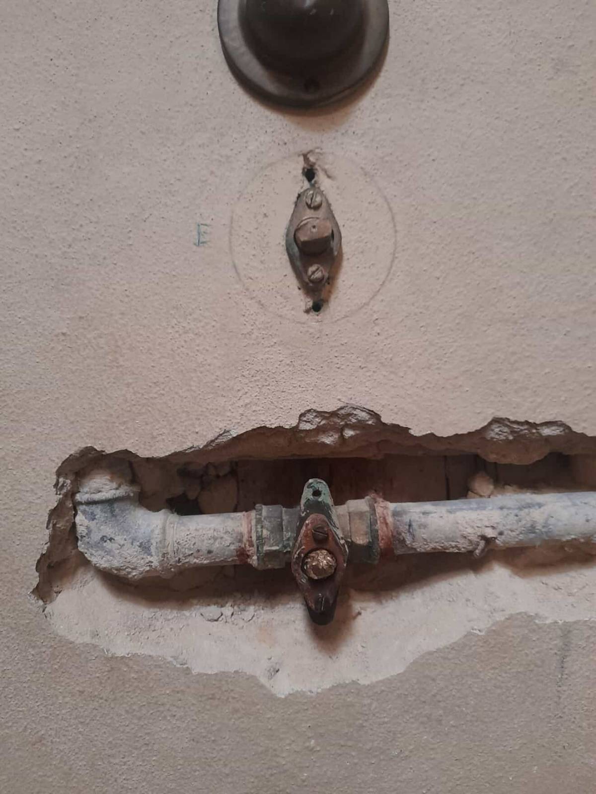 Rei da Canalização - Lisboa - Instalação de Tubos de Canalização