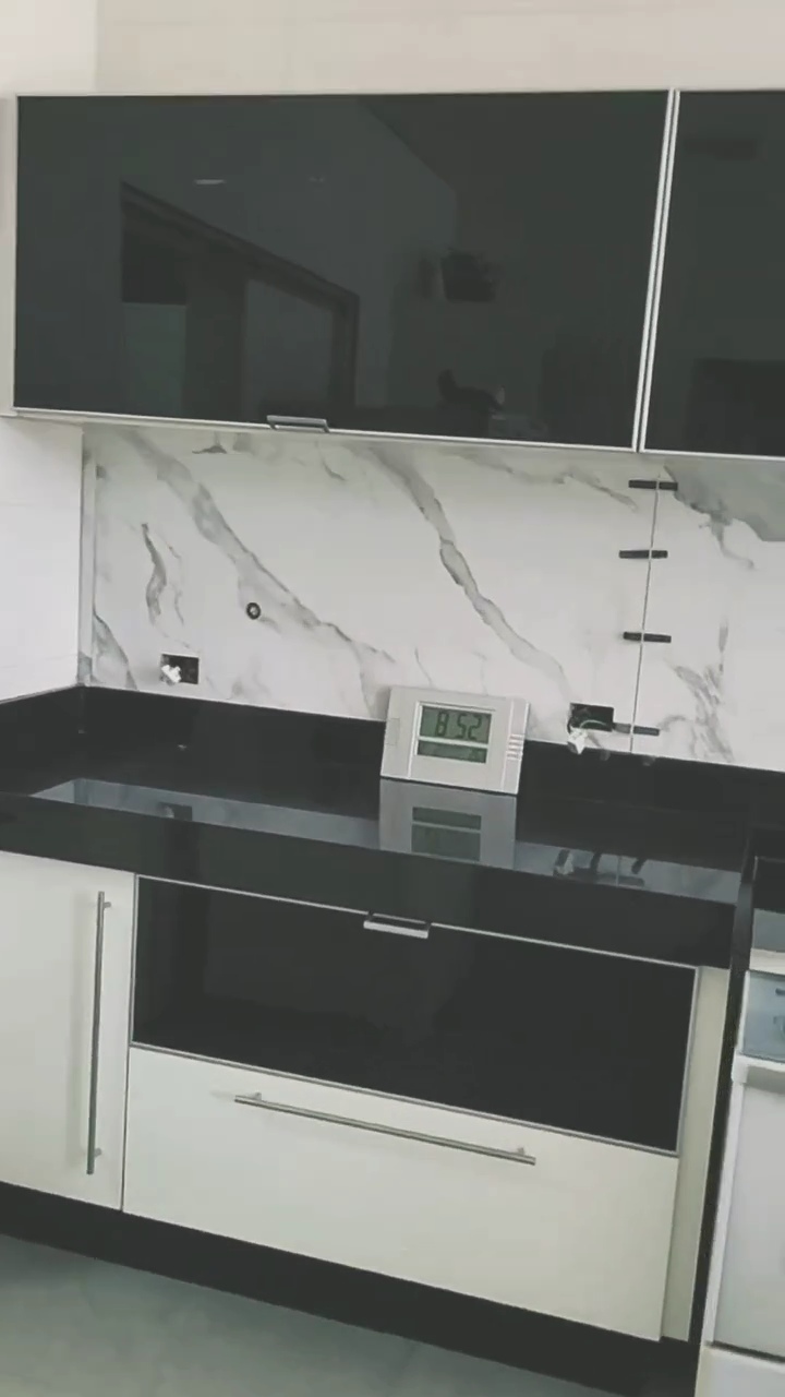 Tile setter Vanzella - Figueira da Foz - Tile Installation