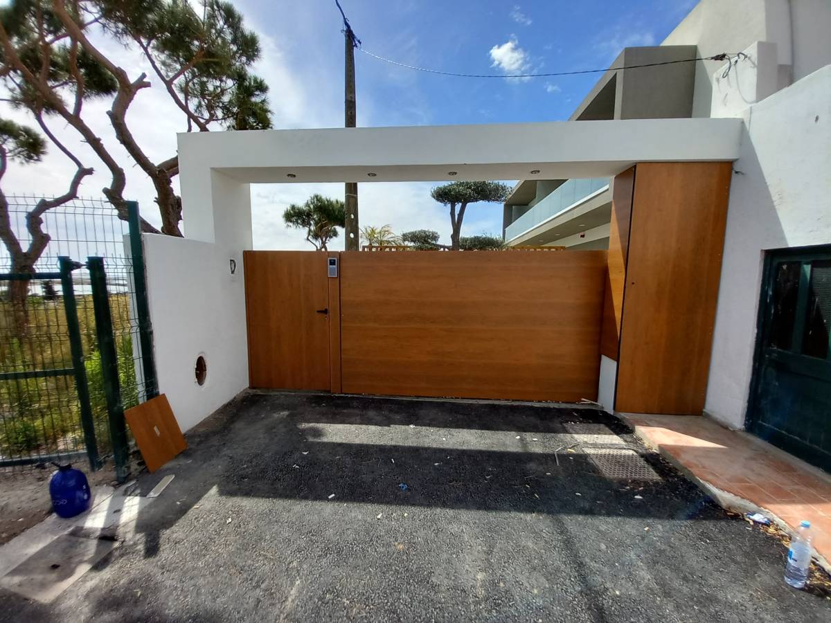 Dr Auto & Casa - Faro - Garage Door Repair