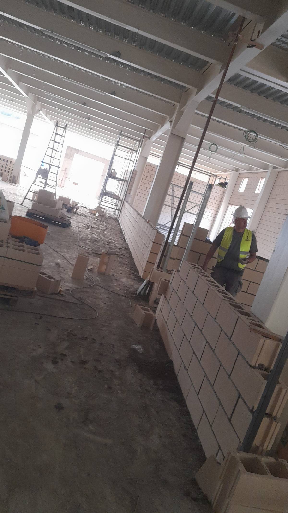 Audácia100fim - Construção civil - Vila Franca de Xira - Construction de mur intérieur