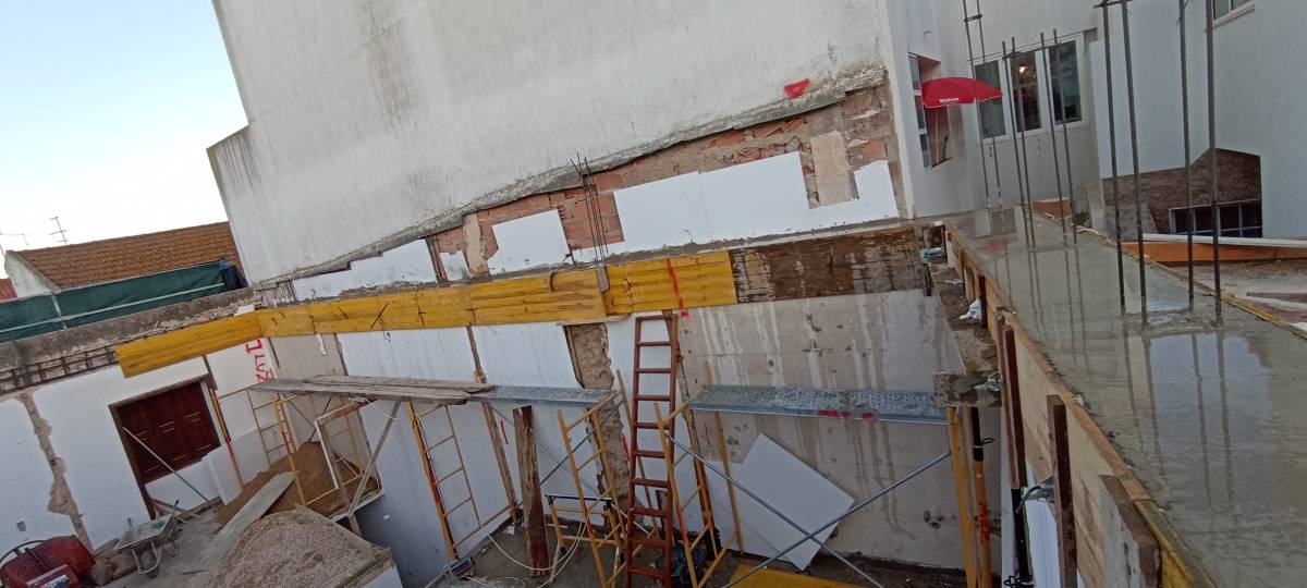 MCC CONSTRUÇÕES UNIPESSOAL LDA - Lagos - Badsanierung