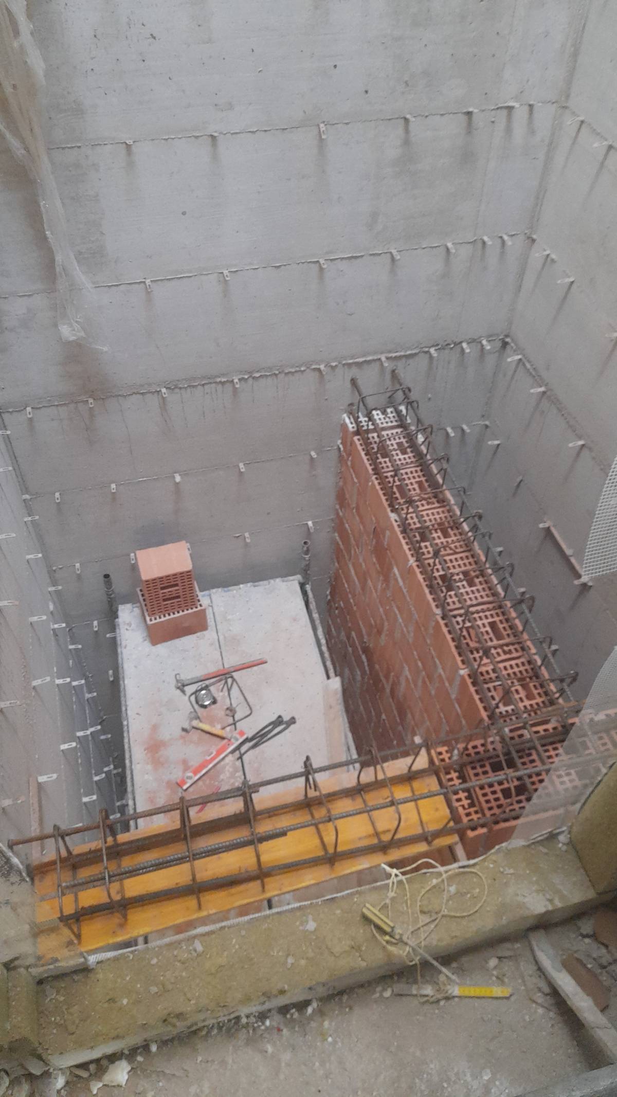 Audácia100fim - Construção civil - Vila Franca de Xira - Installation de cloisons en plaques de plâtre