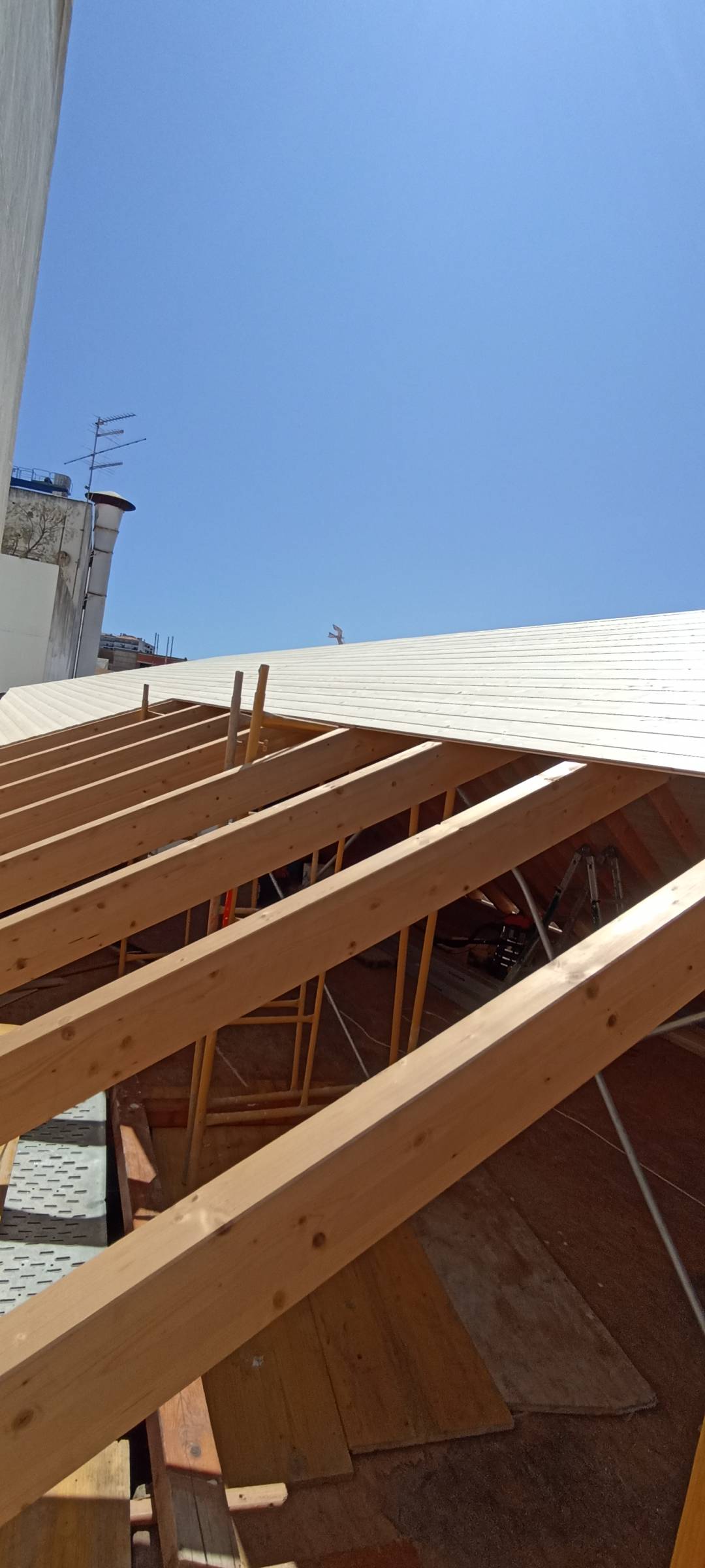 MCC CONSTRUÇÕES UNIPESSOAL LDA - Lagos - Zimmerrenovierung