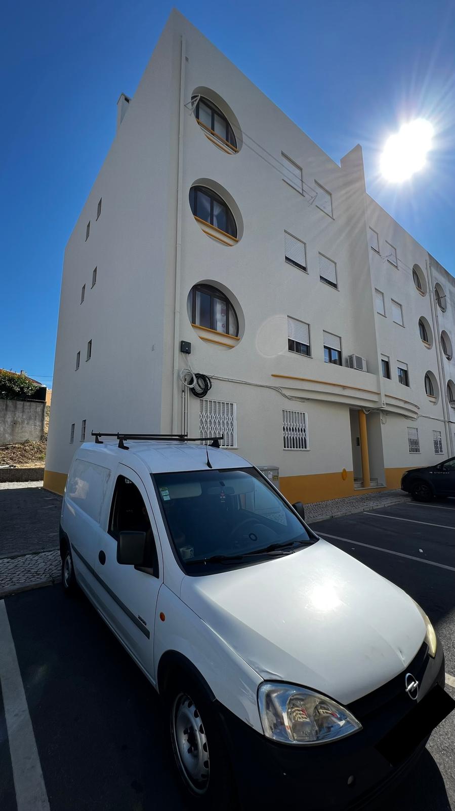 Reforjet - Pintura e remodelações - Odivelas - Instalação de Alcatifa
