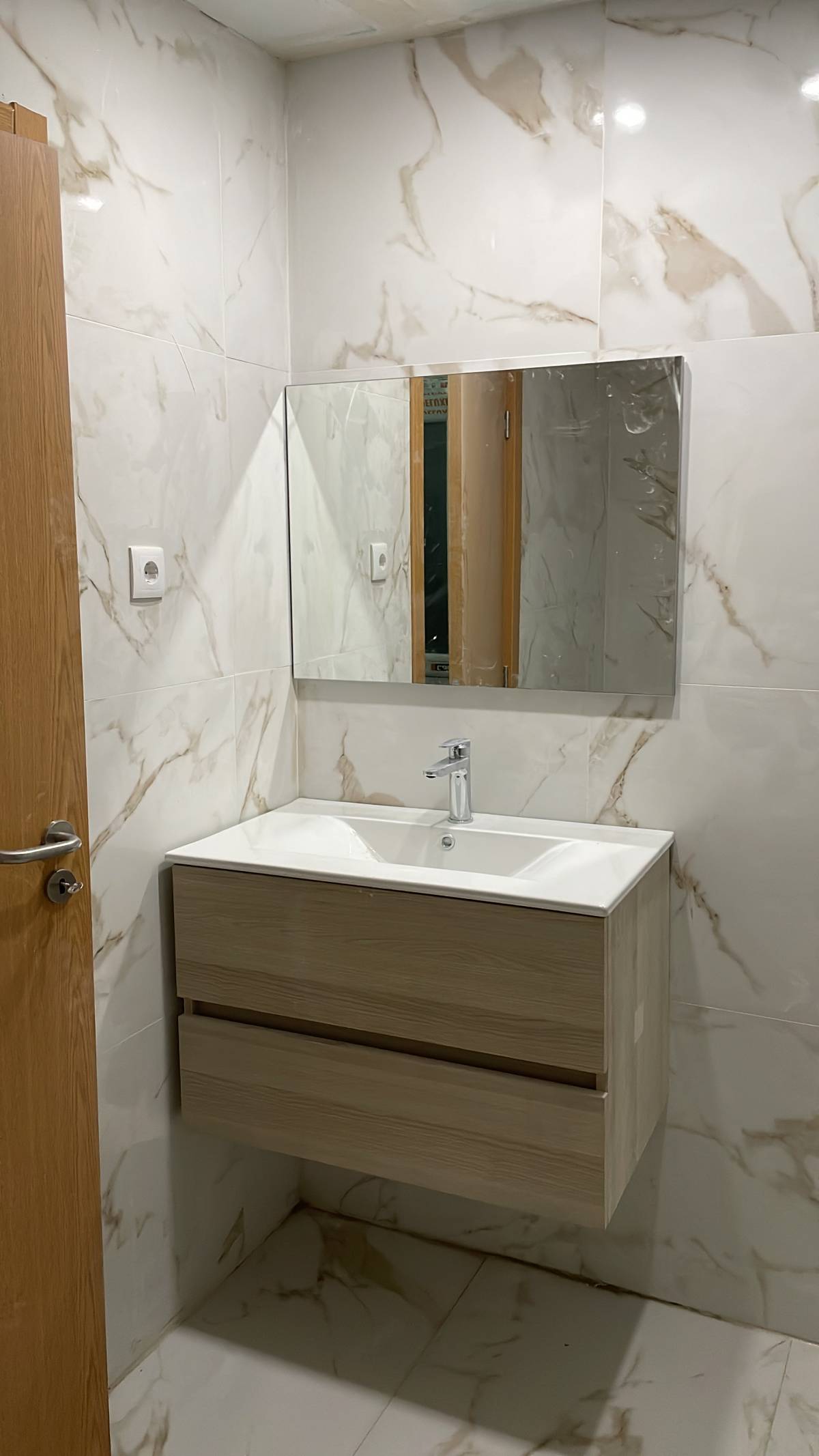 Smooth Profile - Gondomar - Revestimento de Casa de Banho