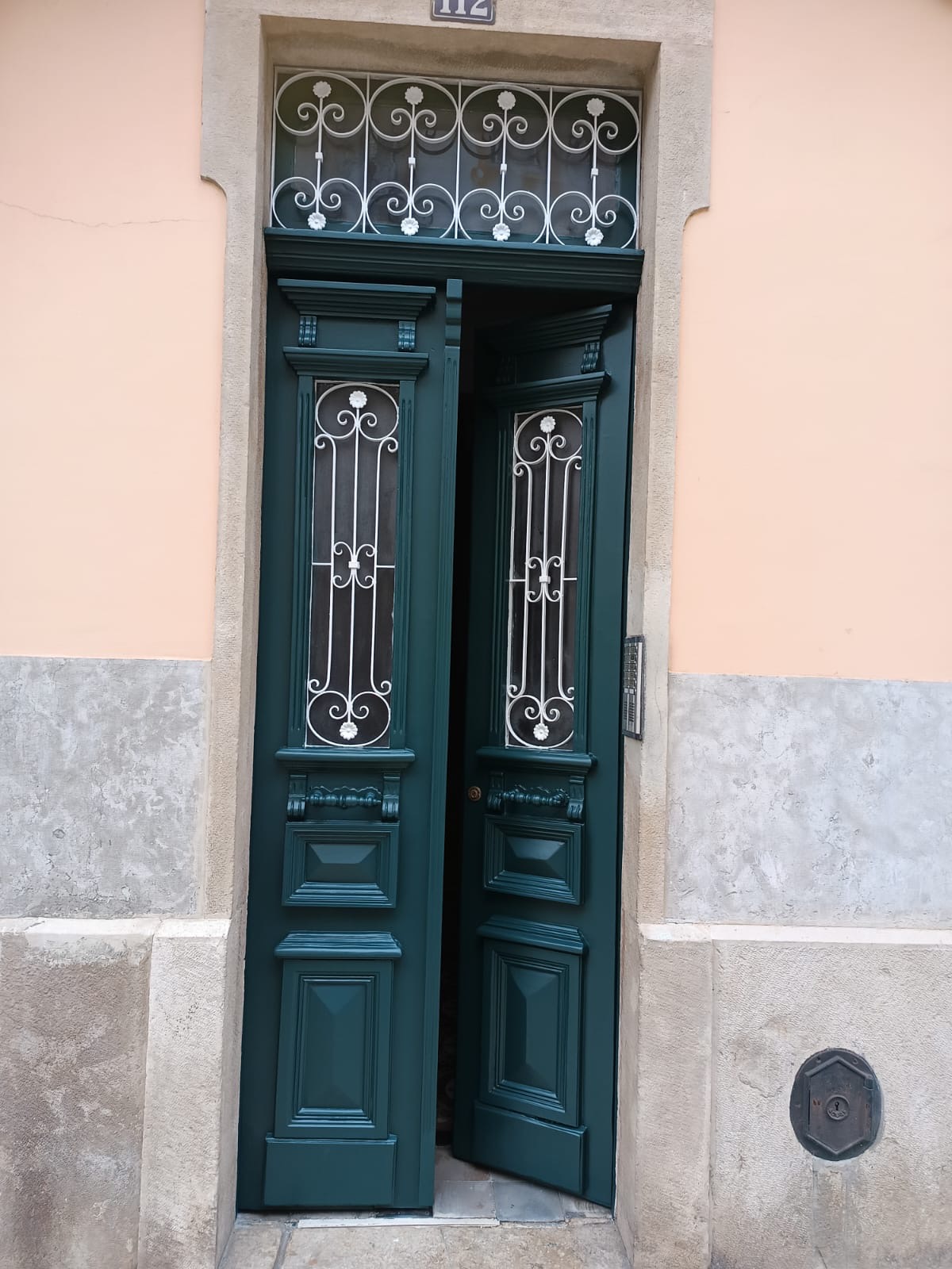 Exterior Painter