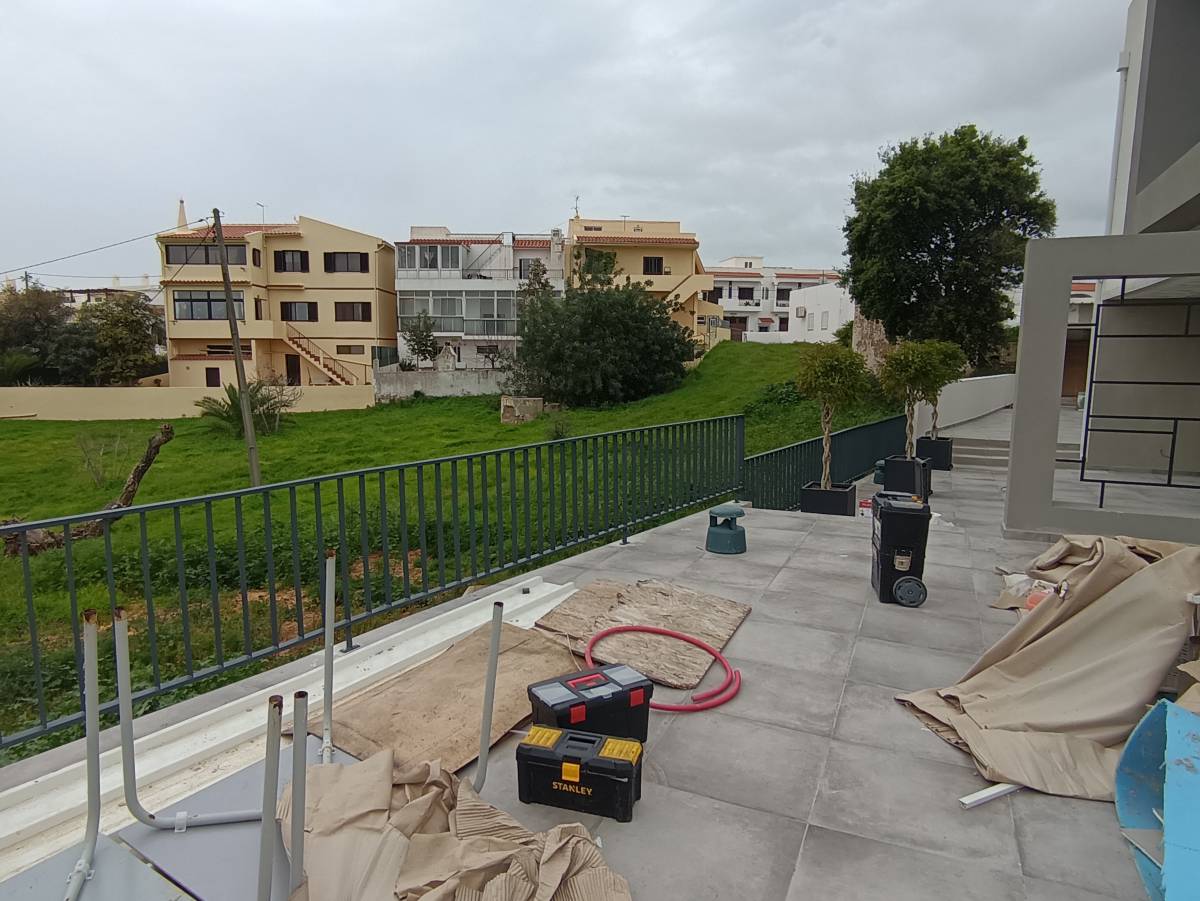 Dr Auto & Casa - Faro - Multi Service Lawn Care
