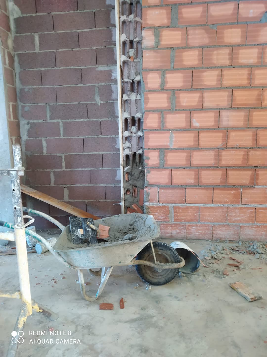 Philip Marquezinho - Torres Vedras - Drywall Installation and Hanging