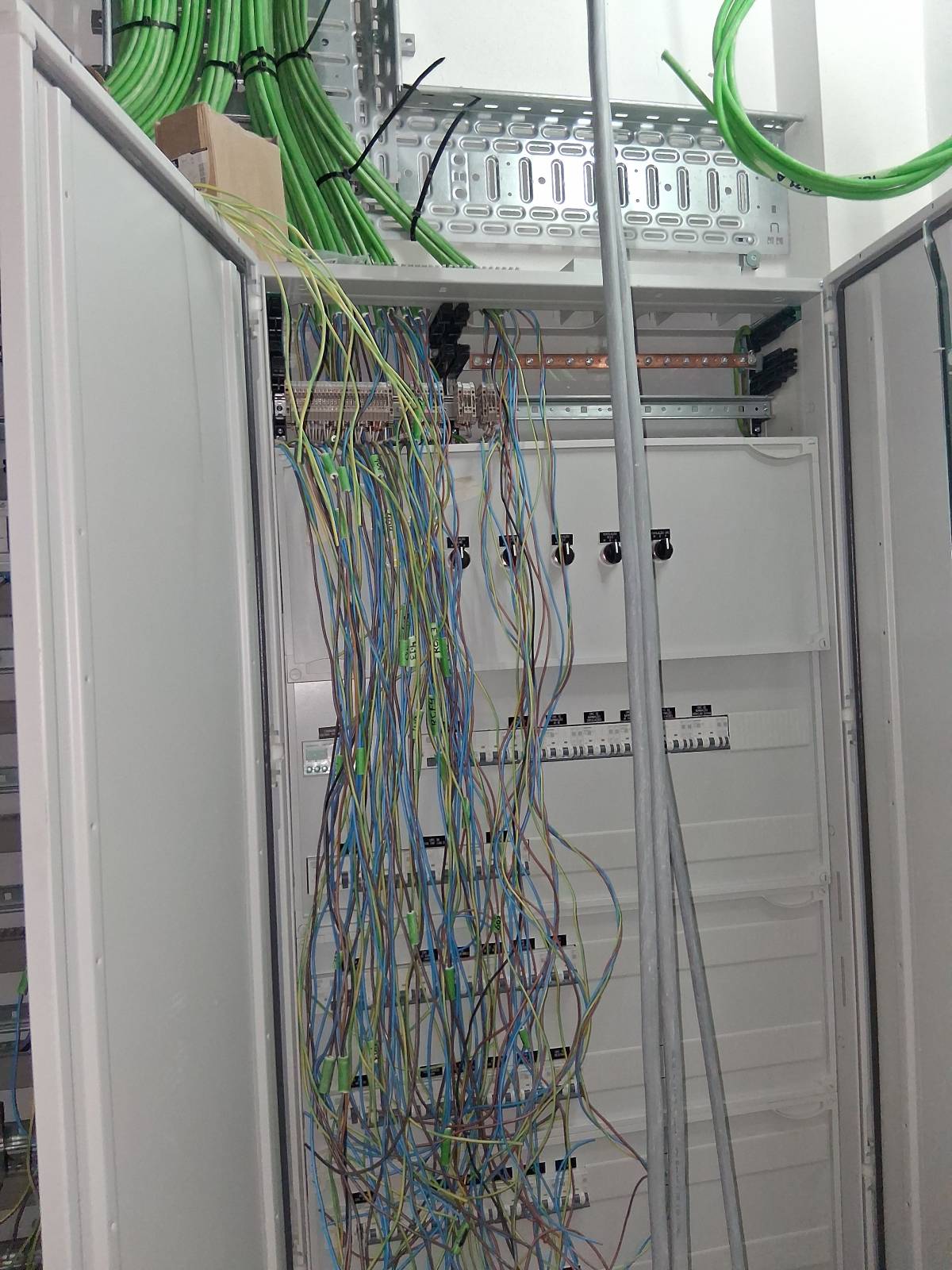 AGENOR FILHO - Loures - Electrical and Wiring Issues