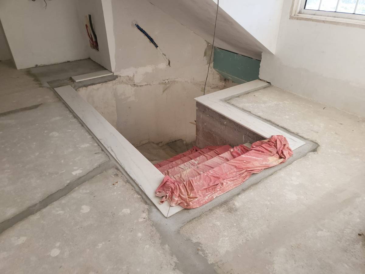 Novo Lar Reformas - Albufeira - Innenwand einbauen
