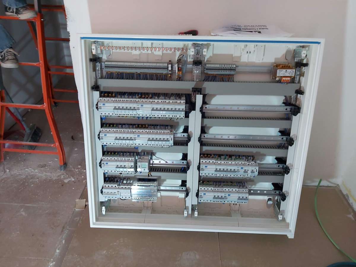 Marcio Silva - Amadora - Electrical and Wiring Issues