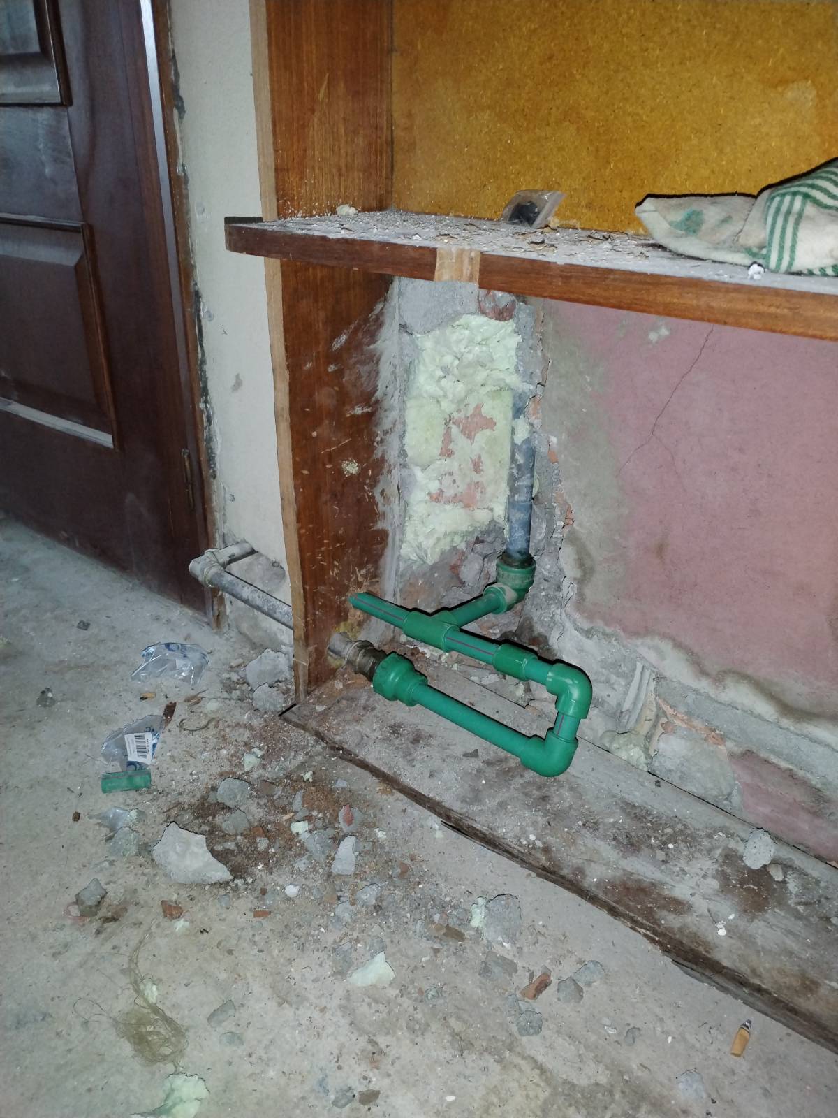 Hugo Santos - Porto - Installation de lavabo et robinet