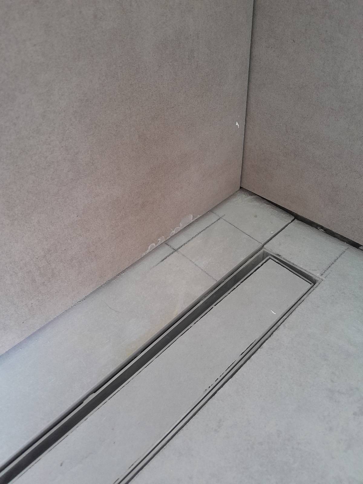 Nerbel Maiz Unipessoal Lda - Faro - Limpieza comercial