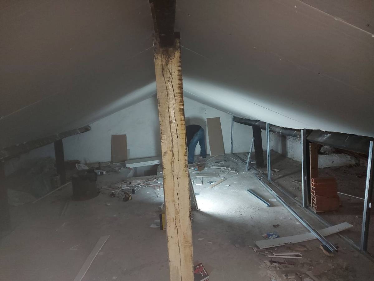 Mundo perpendicular Lda - Vila Nova de Gaia - New Home Construction