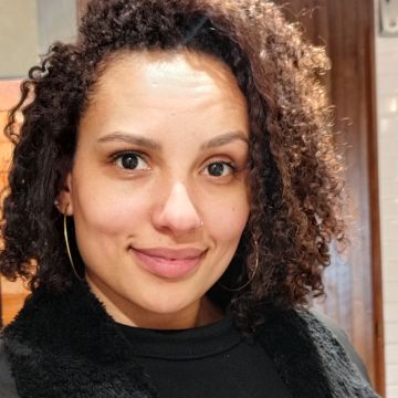 Camila Jánuario - Gondomar - Limpeza a Fundo