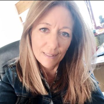 Maria - Loulé - Funcionários e Auxiliares