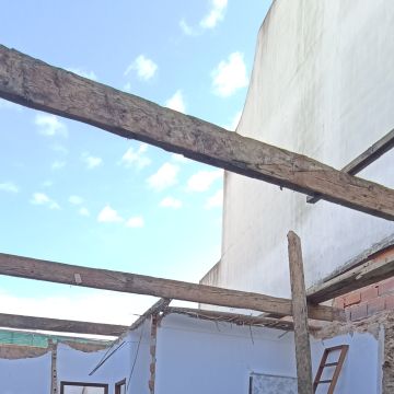MCC CONSTRUÇÕES UNIPESSOAL LDA - Lagos - Dachausbau