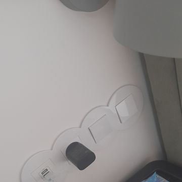 SF REPAROS E INSTALACOES - Loures - Switch and Outlet Installation