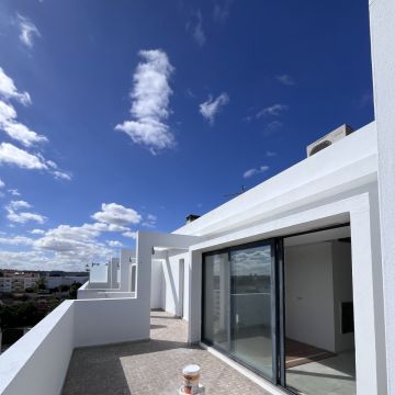 AJS pinturas e assistência residencial - Santarém - Instalação de Escadas